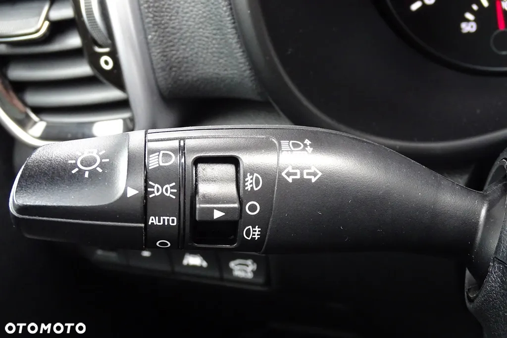 Kia Sportage 2.0 CRDI AWD Eco-Dynamics+ (48V M-H) PLATINUM - 27