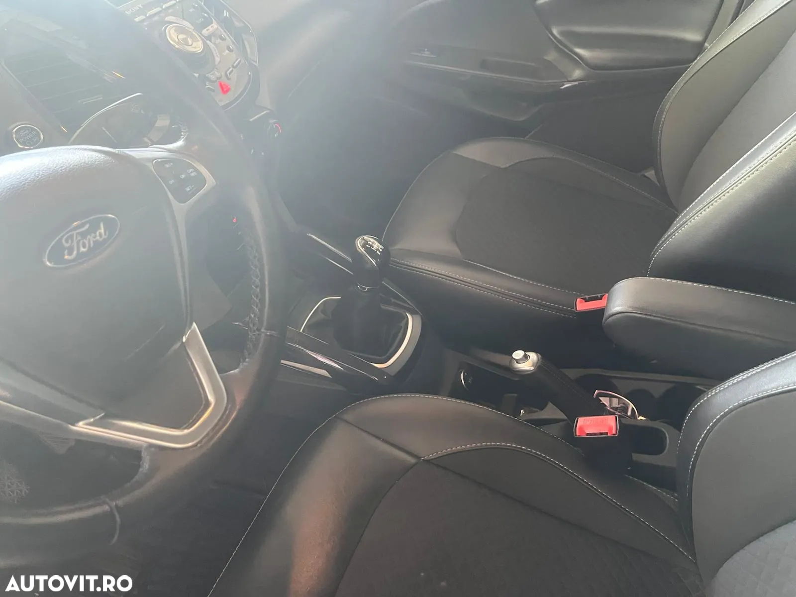 Ford EcoSport - 4