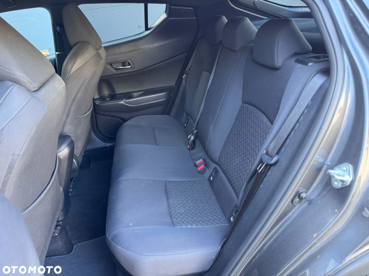 Toyota C-HR 1.8 Hybrid Style - 13