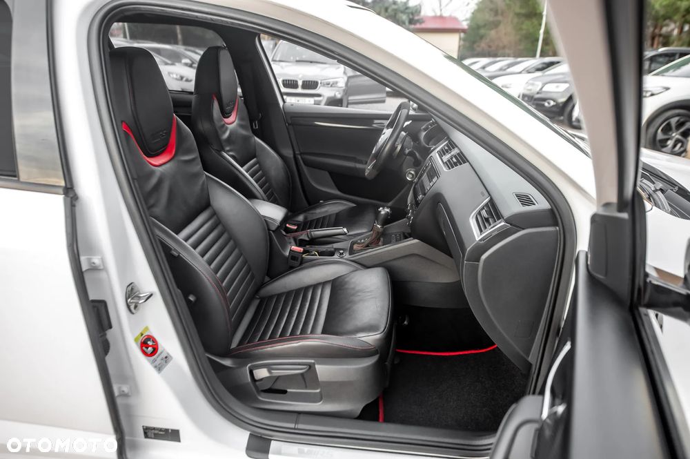 Skoda Octavia 2.0 TSI (Green tec) DSG RS - 21