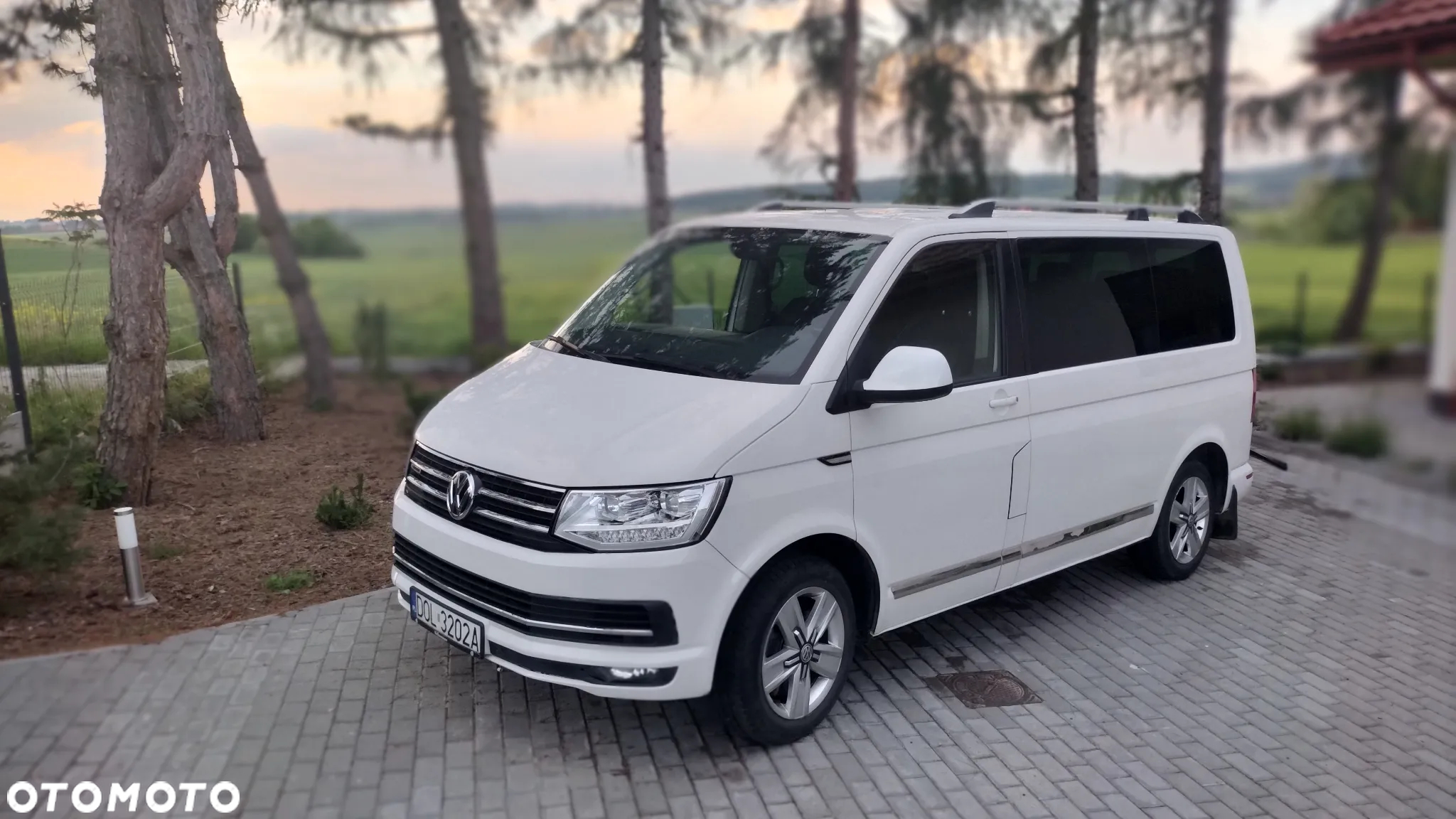 Volkswagen Multivan - 3