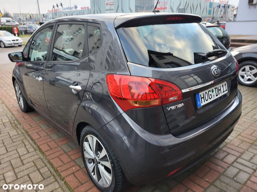 Kia Venga 1.6 CVVT Dream Team Edition - 9