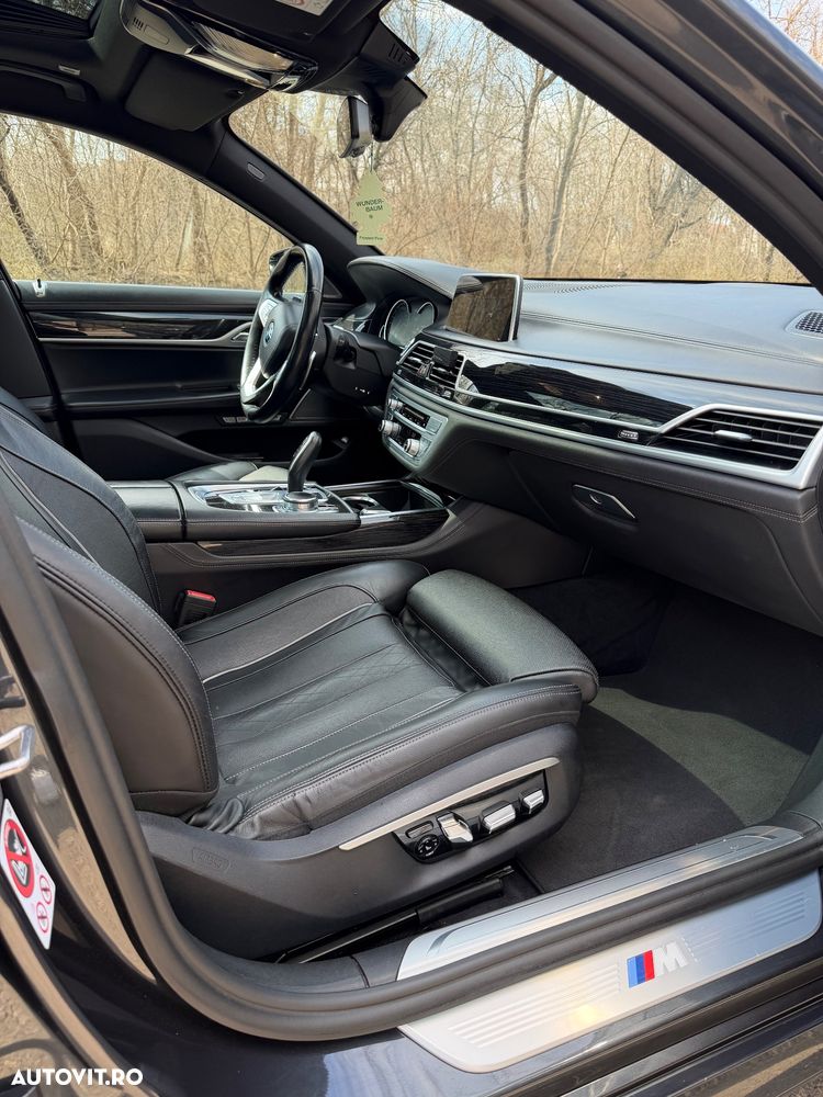 BMW Seria 7 740d xDrive - 13