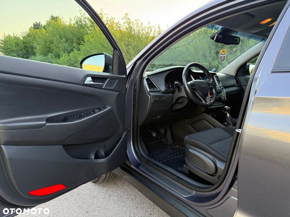 Hyundai Tucson 1.7 CRDI BlueDrive Comfort 2WD - 17