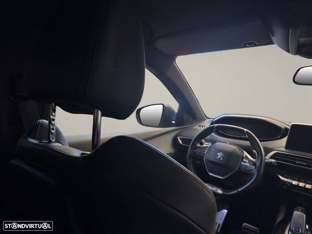 Peugeot 5008 1.2 PureTech GT Line EAT8 - 18