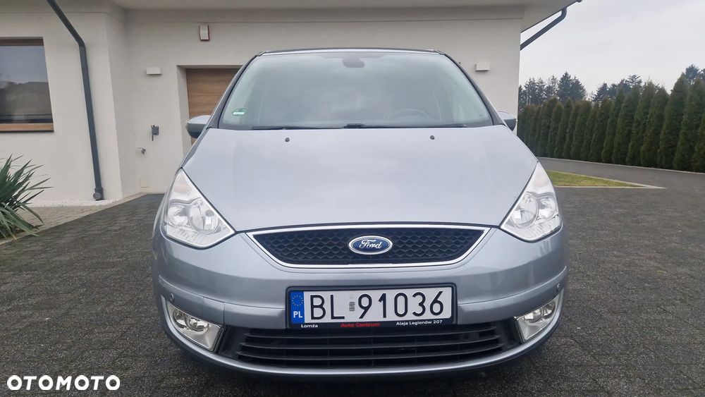 Ford Galaxy 2.0 TDCi Ghia - 29