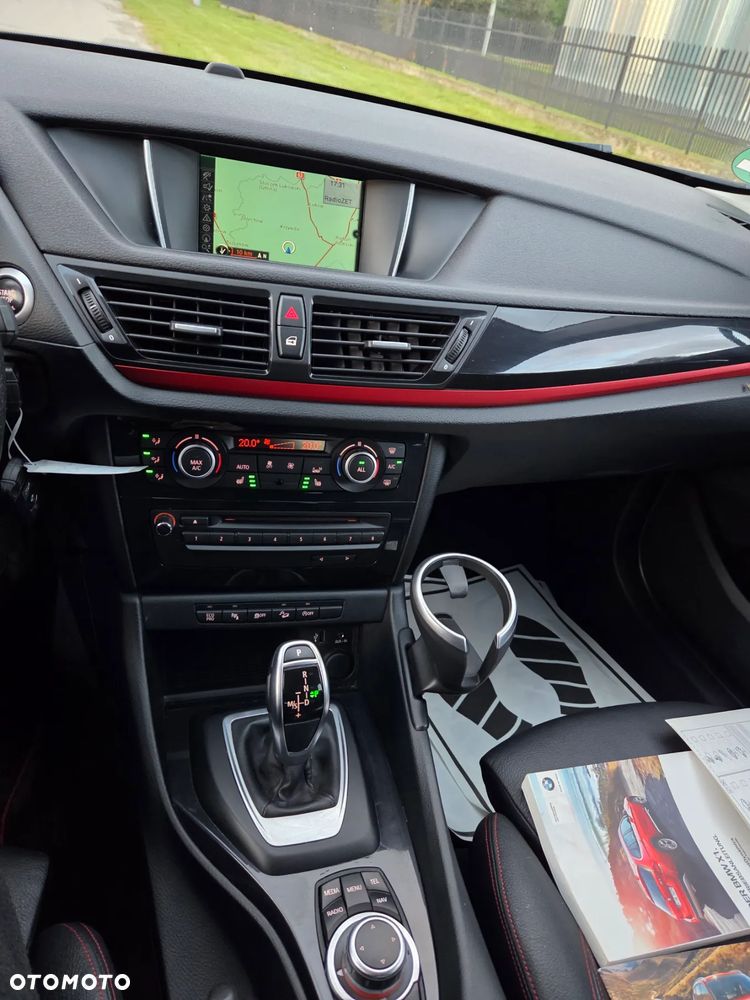 BMW X1 xDrive20d Sport Line - 25