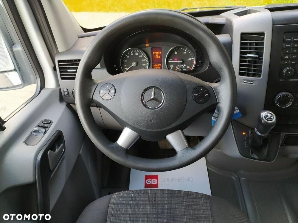 Mercedes-Benz Sprinter L4H2 - 11
