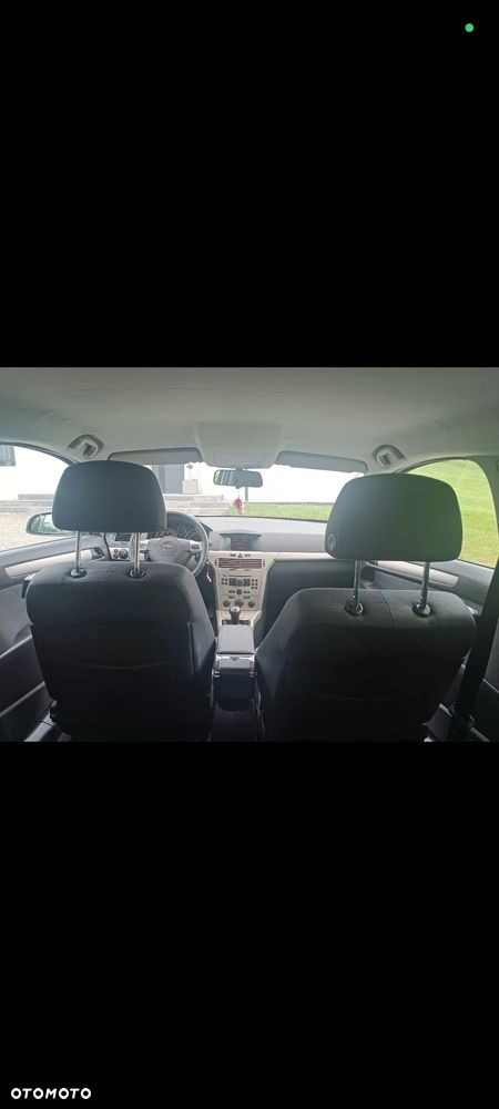 Opel Astra GTC 1.7 CDTI - 14