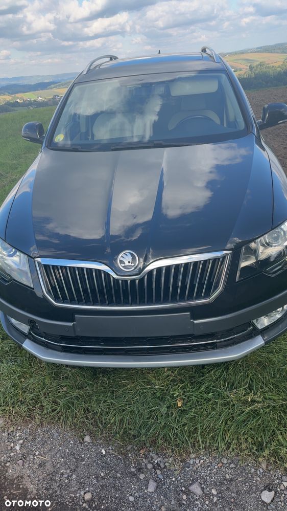 Skoda Superb 2.0 TDI 4x4 Platinum Outdoor DSG - 1