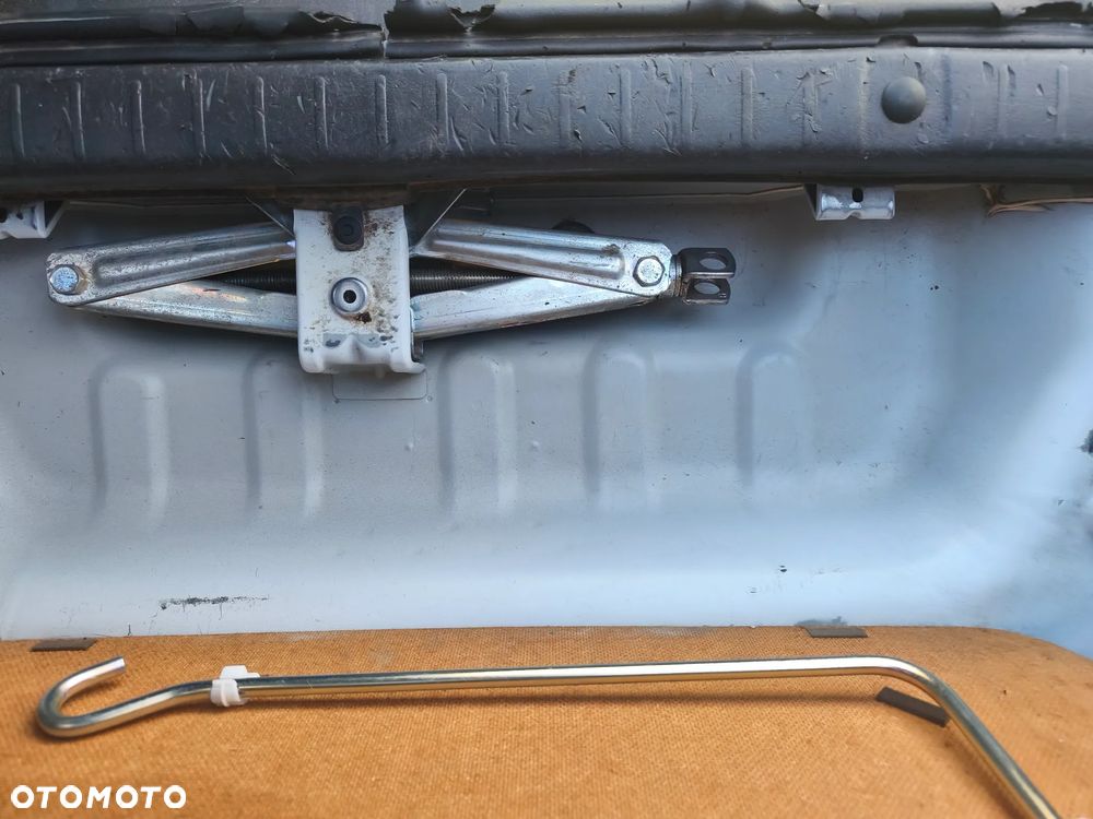 Suzuki Jimny Black&White - 11