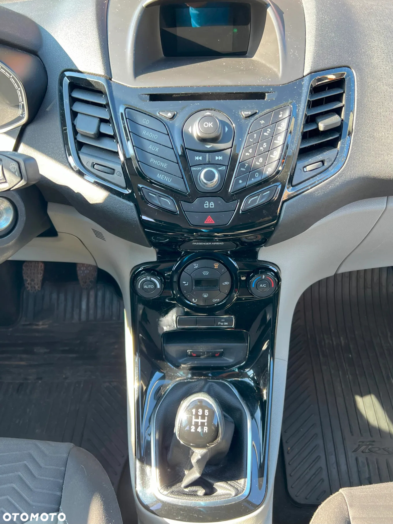 Ford Fiesta 1.6 TDCi Titanium - 6