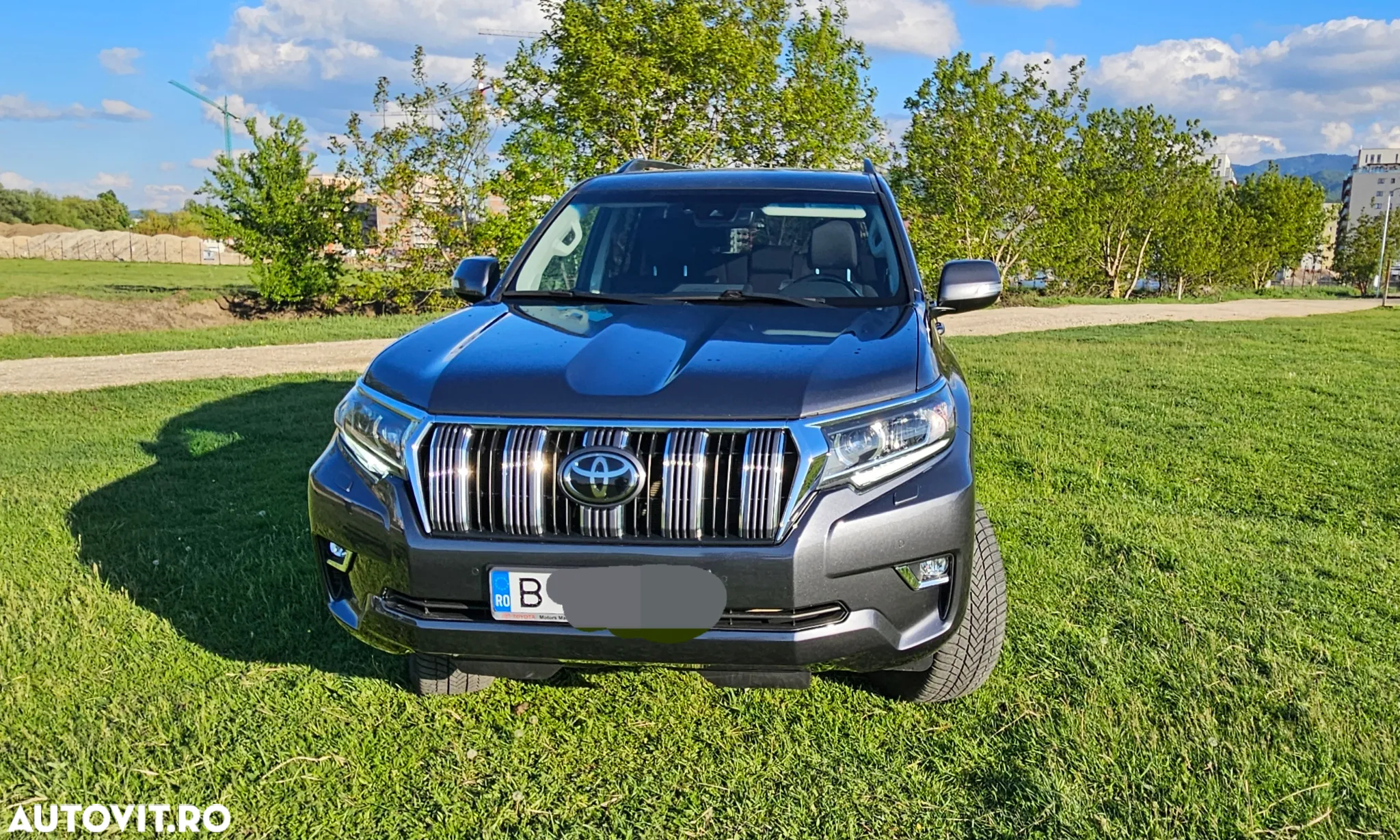 Toyota Land Cruiser 2.8l D-4D 204 CP A/T 7 locuri Executive - 2