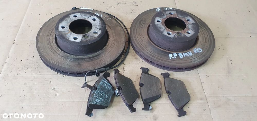 Tarcze hamulcowe klocki przód przednie BMW 6 E63 3.0 - 1
