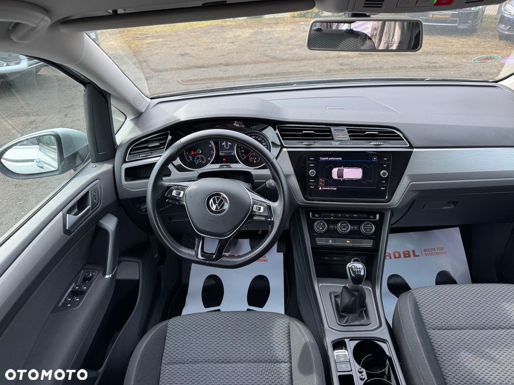 Volkswagen Touran 1.5 TSI ACT OPF Trendline - 22