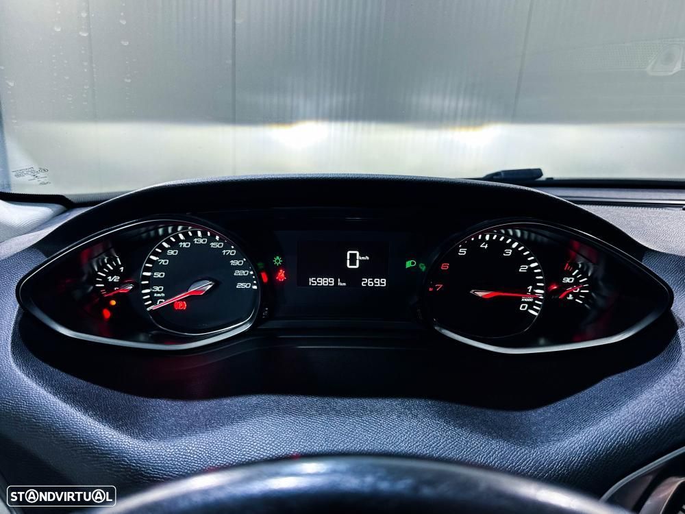 Peugeot 308 1.2 PureTech Allure - 38