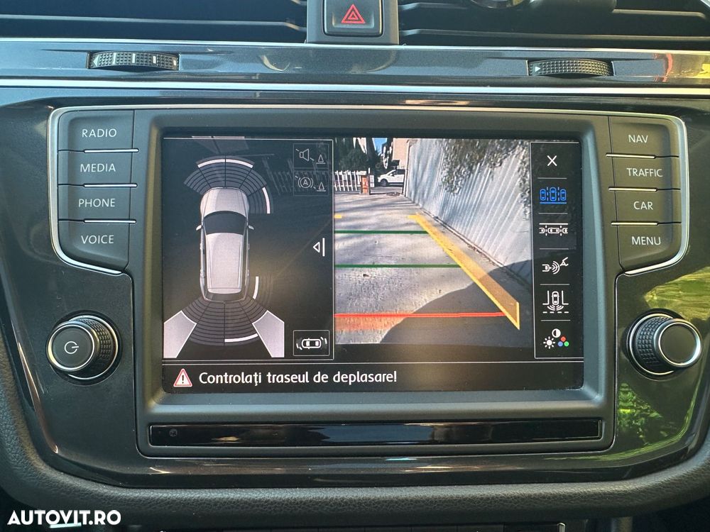 Volkswagen Tiguan 2.0 TDI 4Mot DSG Comfortline - 11