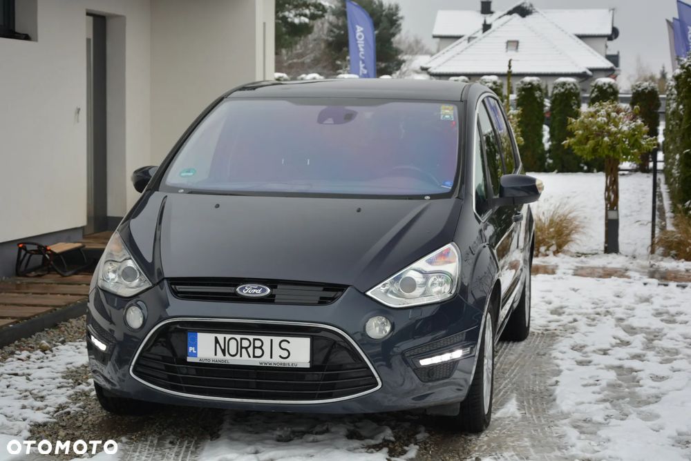 Ford S-Max - 11