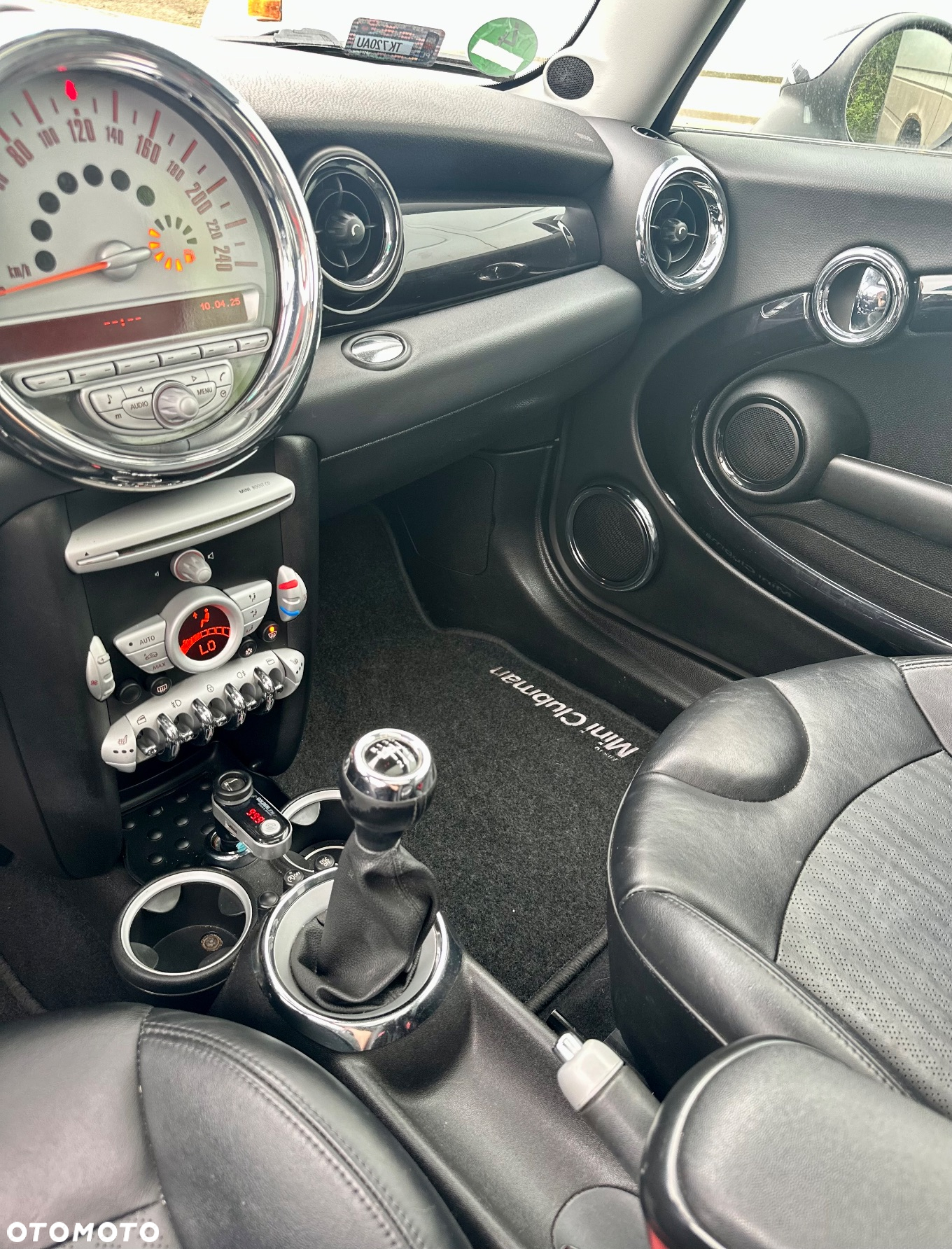 MINI Cooper Standard - 4