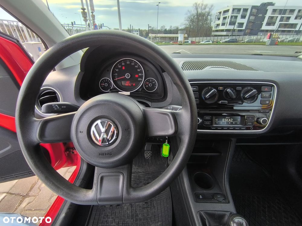 Volkswagen up! 1.0 move - 15