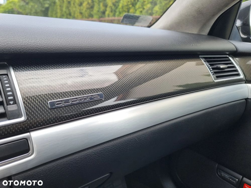 Audi A8 4.2 TDI Quattro - 12