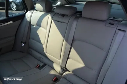 BMW 520 d Touring Aut. Luxury Line - 4
