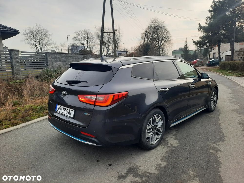 Kia Optima - 8