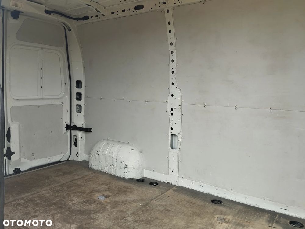 Opel Movano - 8