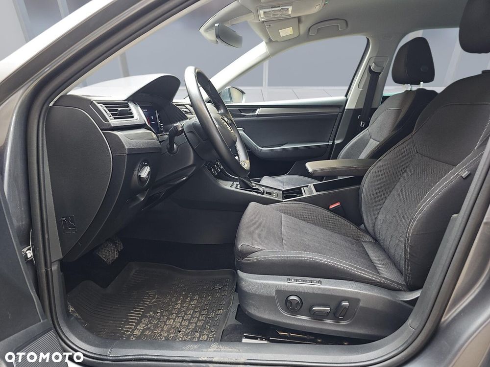 Skoda Superb 2.0 TSI Style DSG - 9