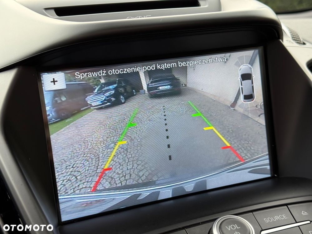 Ford Kuga 2.0 TDCi 4x4 Titanium - 29