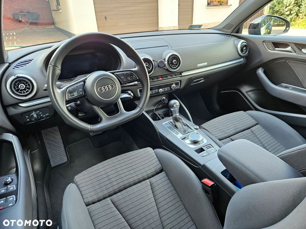 Audi A3 Limousine 35 TFSI Sport S tronic - 8