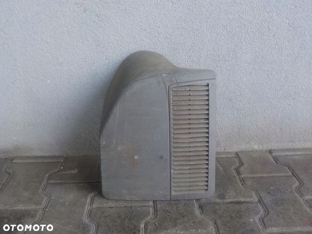 VW T5 ZAŚLEPKA PLASTIK TAPICERKI PRAWEJ TYLNEJ - 1