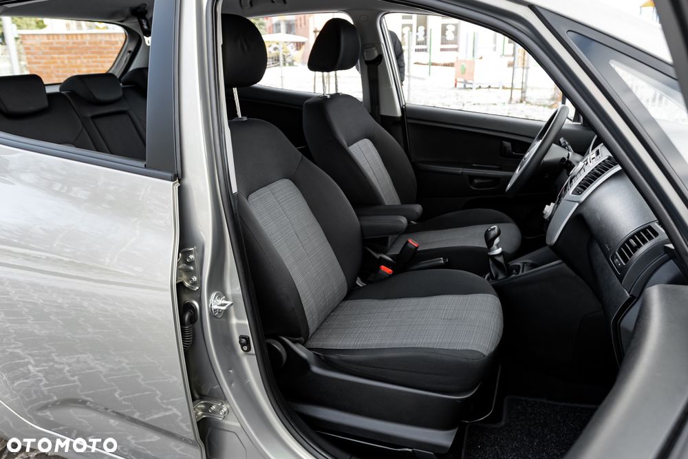 Kia Venga 1.4 CVVT Titanium Collection - 28