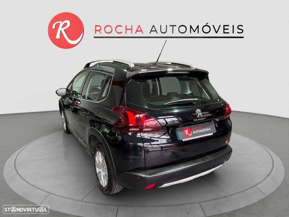 Peugeot 2008 1.2 PureTech Signature - 6