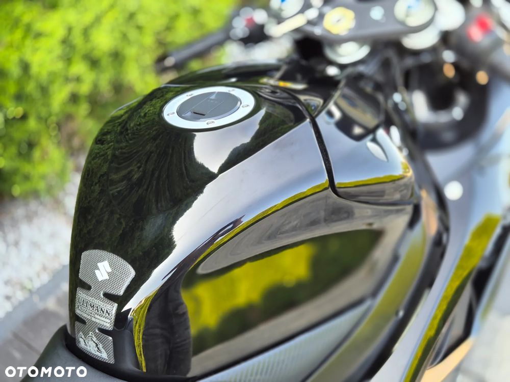 Suzuki GSX-R - 11