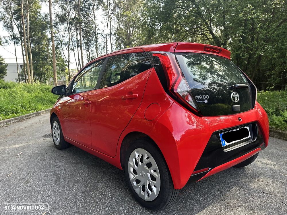 Toyota Aygo x-play - 11