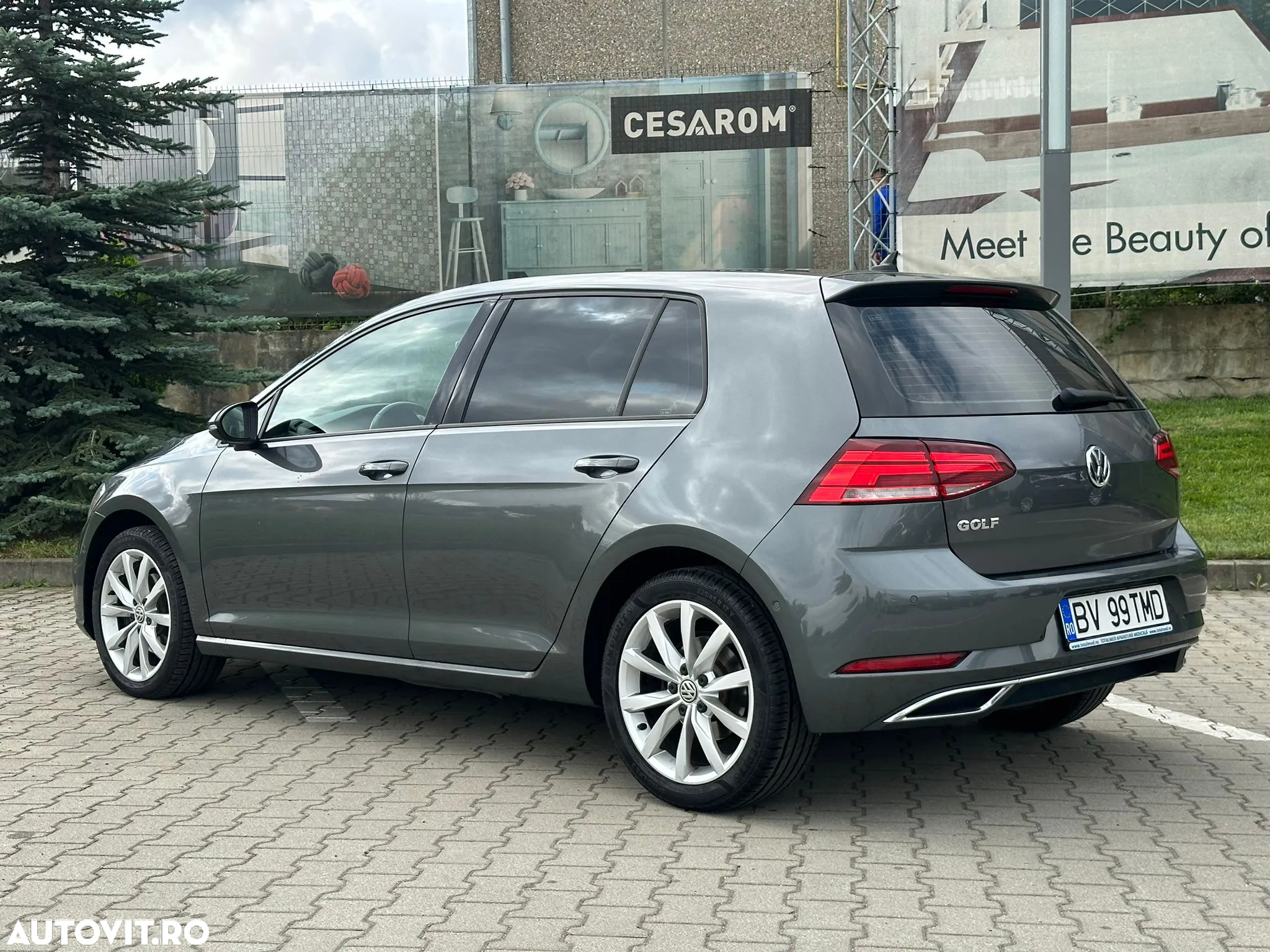 Volkswagen Golf 2.0 TDI Highline - 6