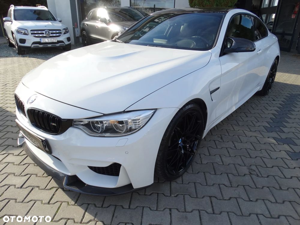 BMW M4 Coupe DKG - 39