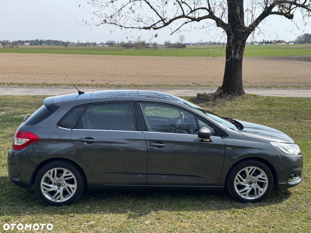 Citroën C4 e-HDi 115 Exclusive - 7