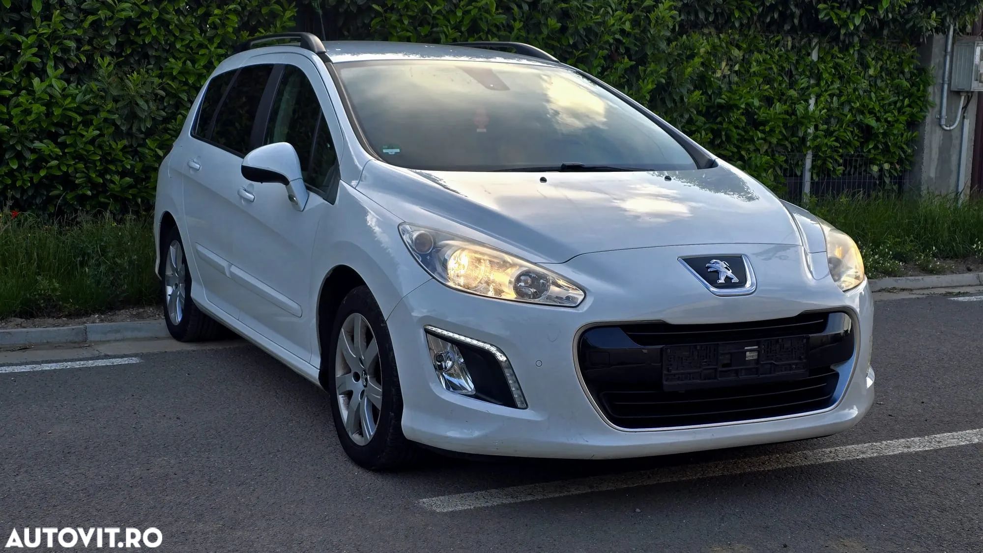 Peugeot 308 - 1