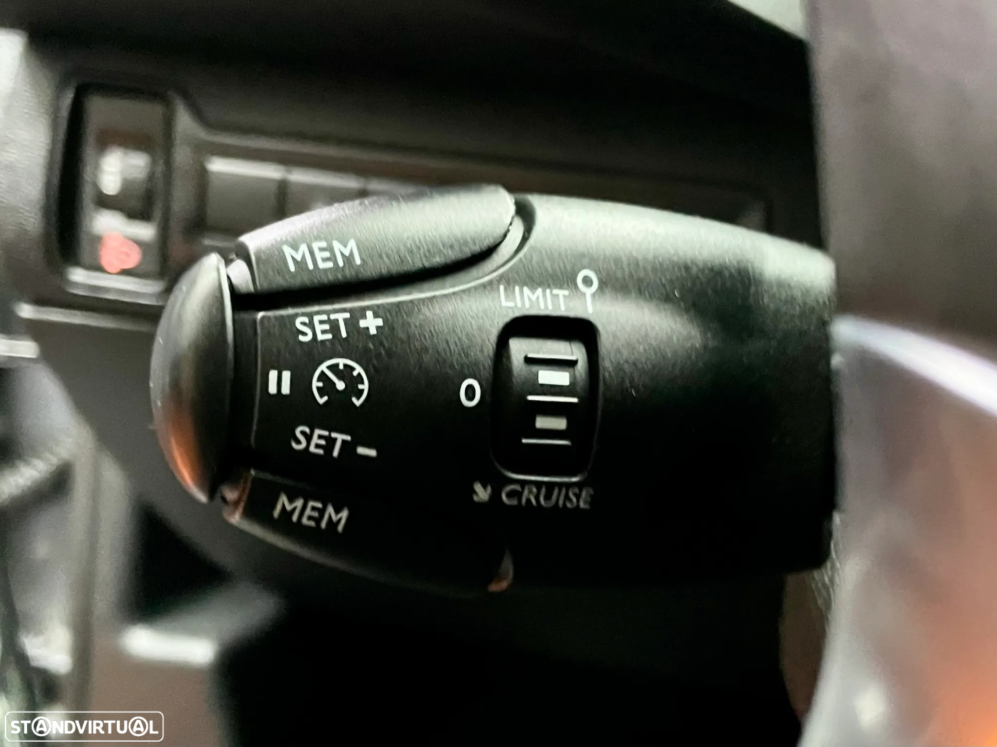 Peugeot 308 SW 1.5 BlueHDi Style - 26
