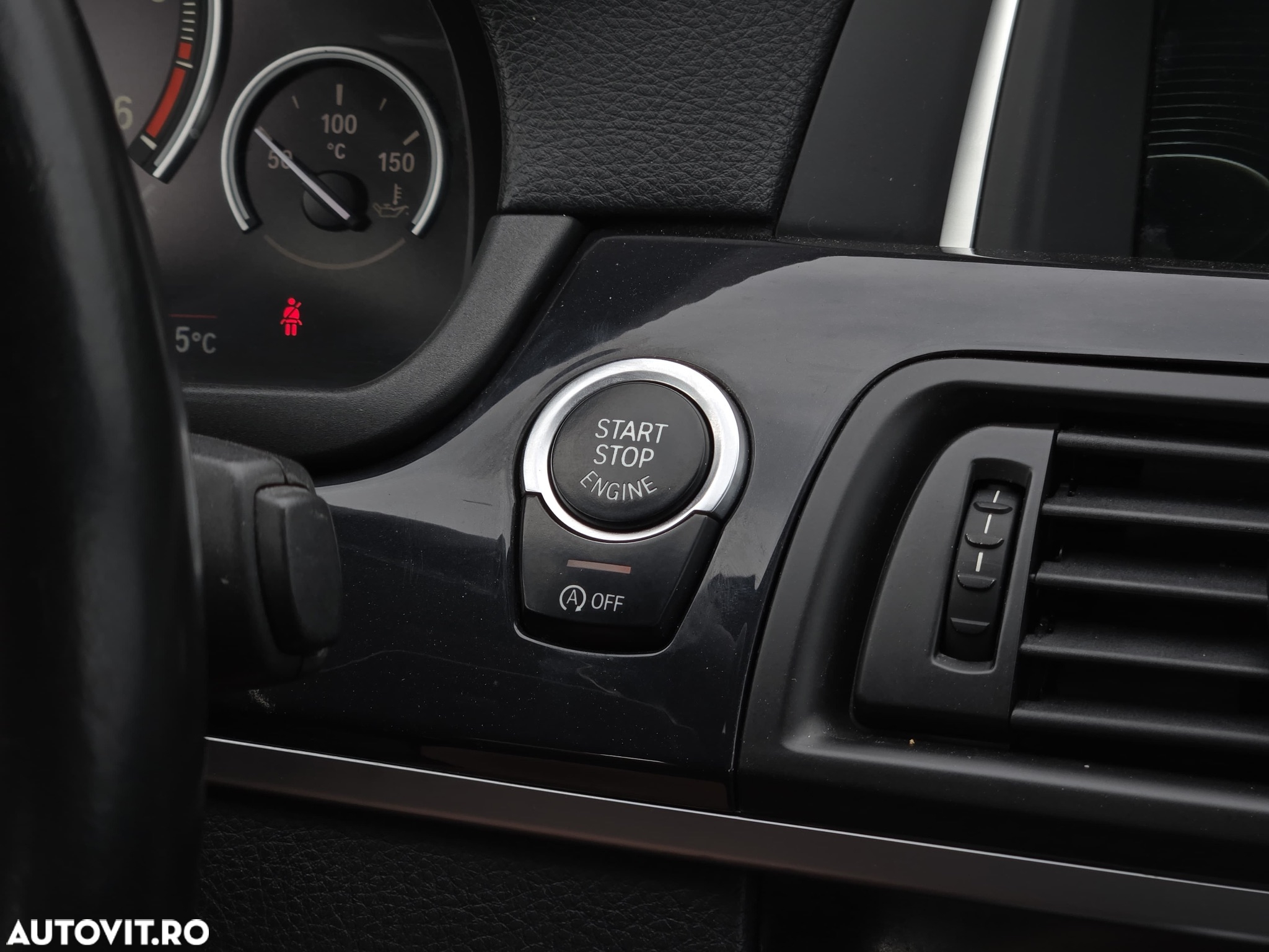 BMW Seria 5 525d Sport-Aut. Luxury Line - 12