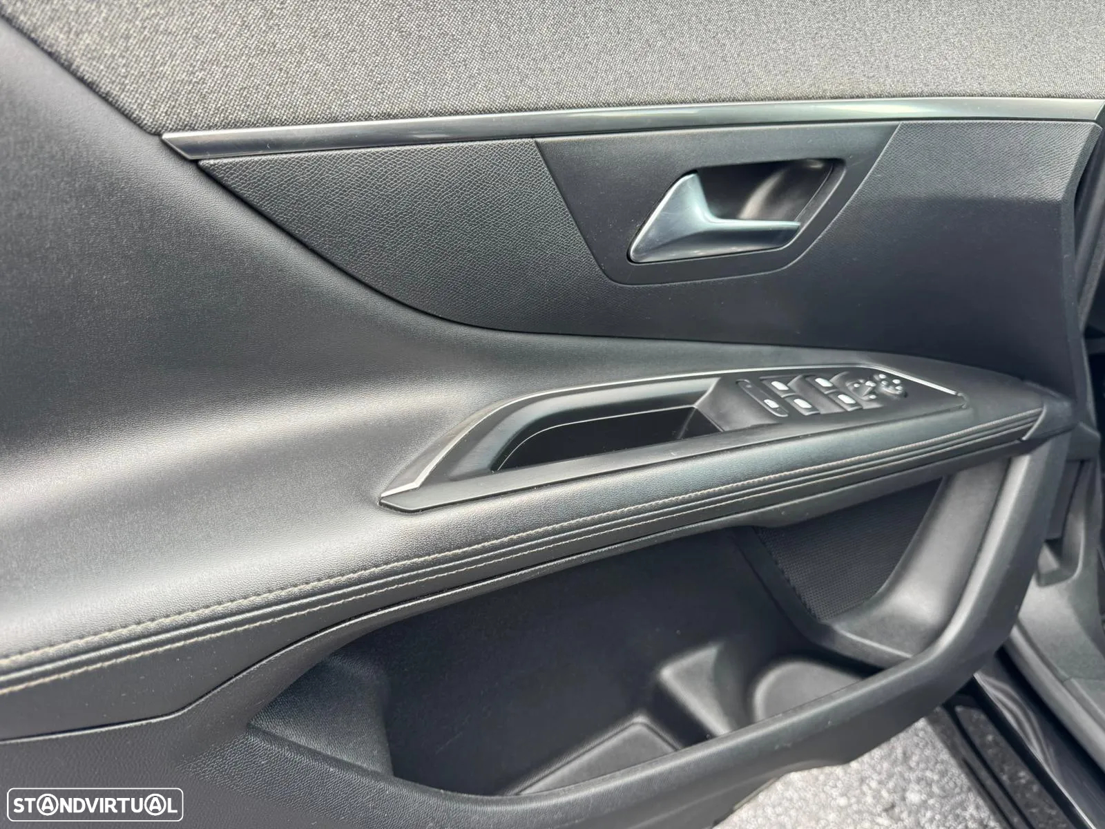 Peugeot 3008 1.5 BlueHDi GT Line EAT8 - 23