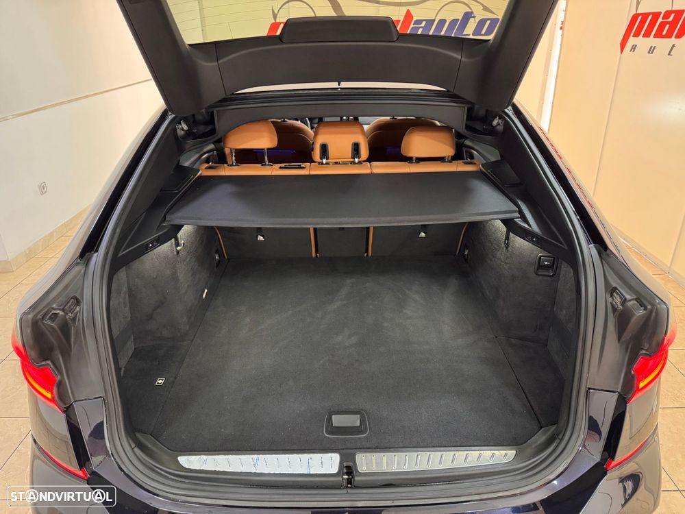 BMW 640 Gran Turismo d xDrive Pack M - 15