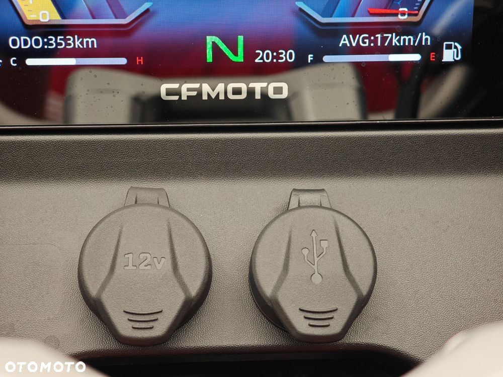 CFMoto CForce - 12