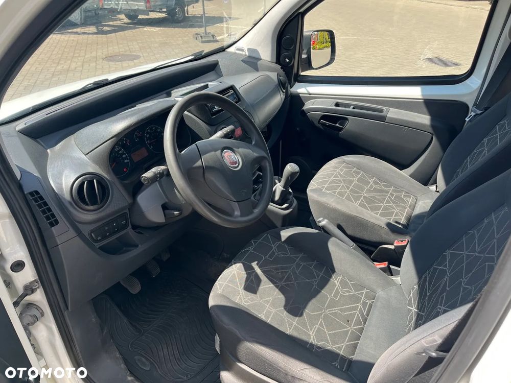 Fiat Fiorino Kombi Elegant - 13