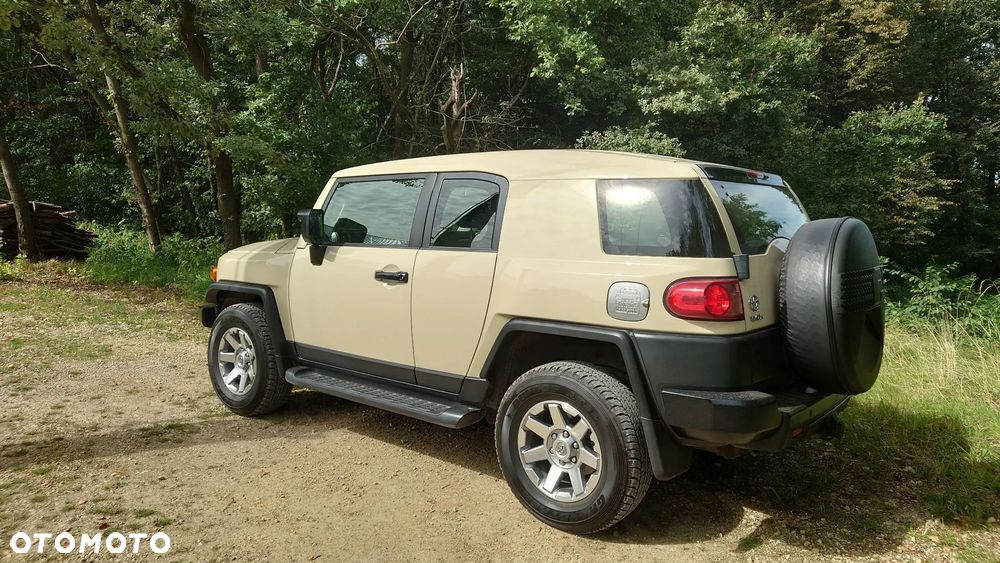 Toyota FJ - 15