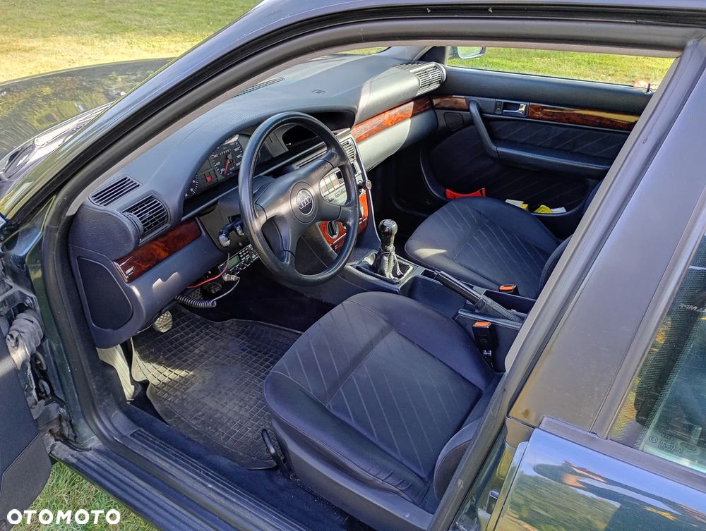 Audi 100 2.4 D - 3