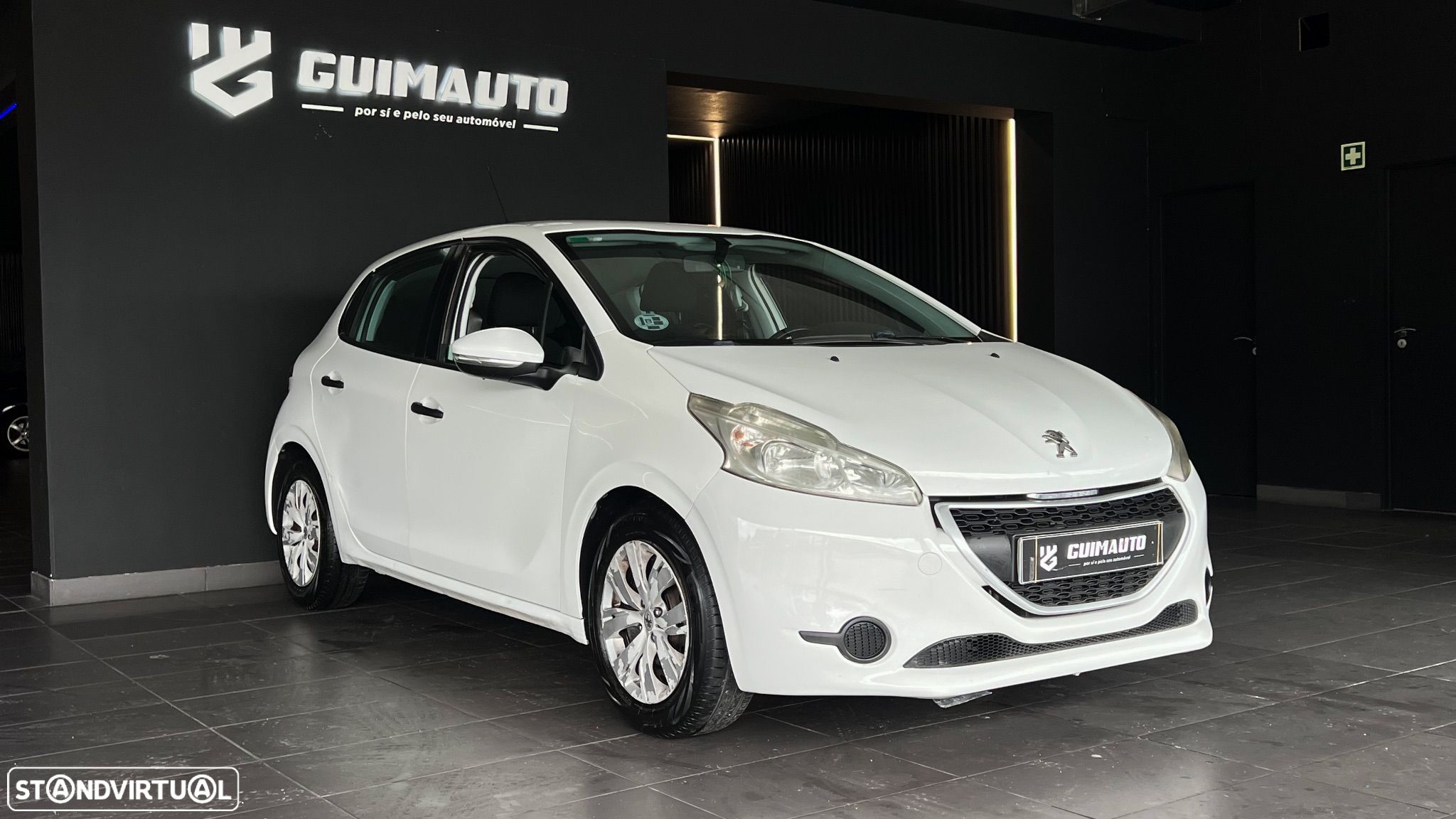 Peugeot 208 1.4 HDi Active - 1