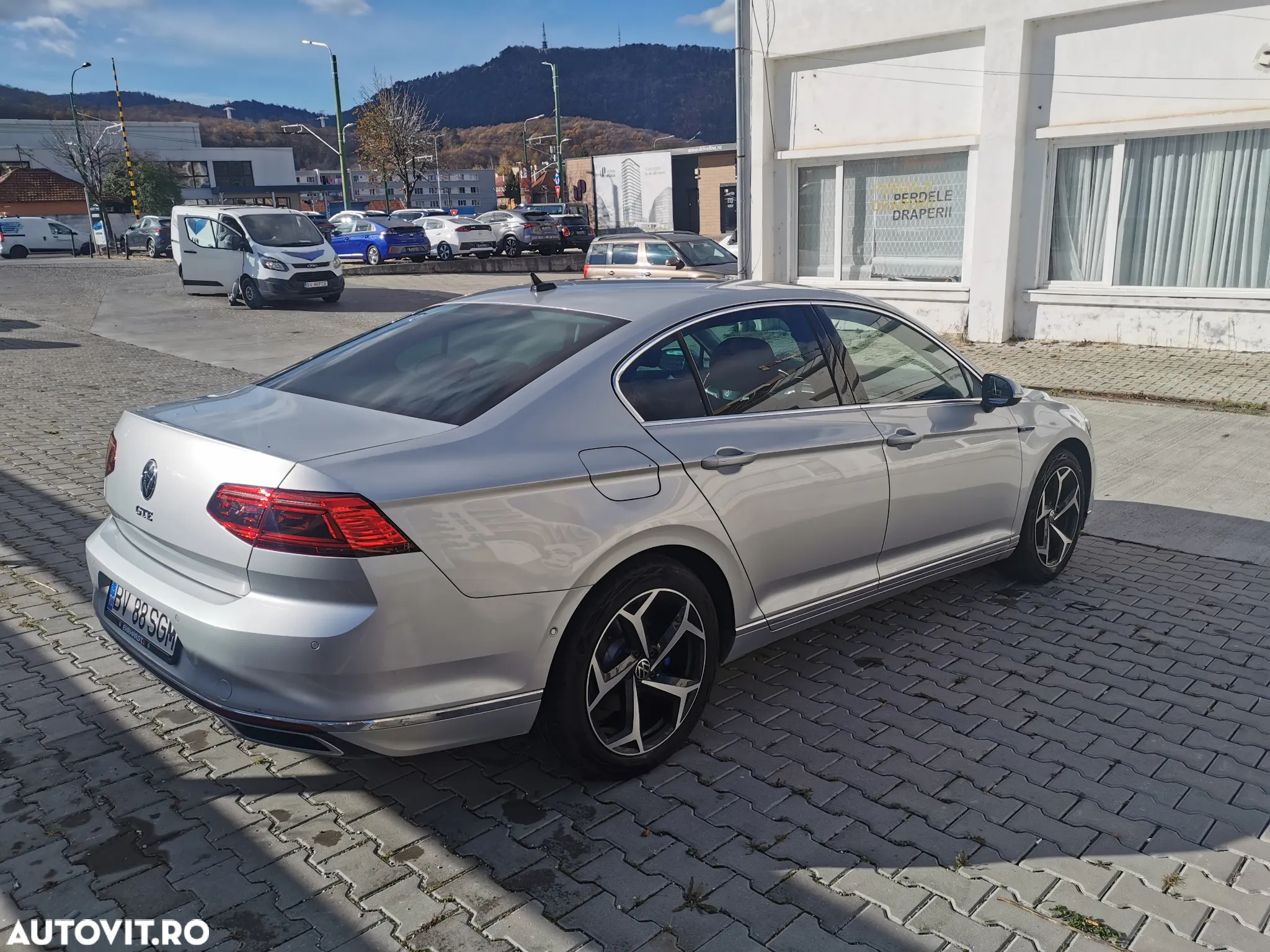 Volkswagen Passat - 3